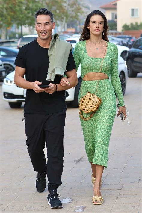 alessandra ambrosio boyfriend